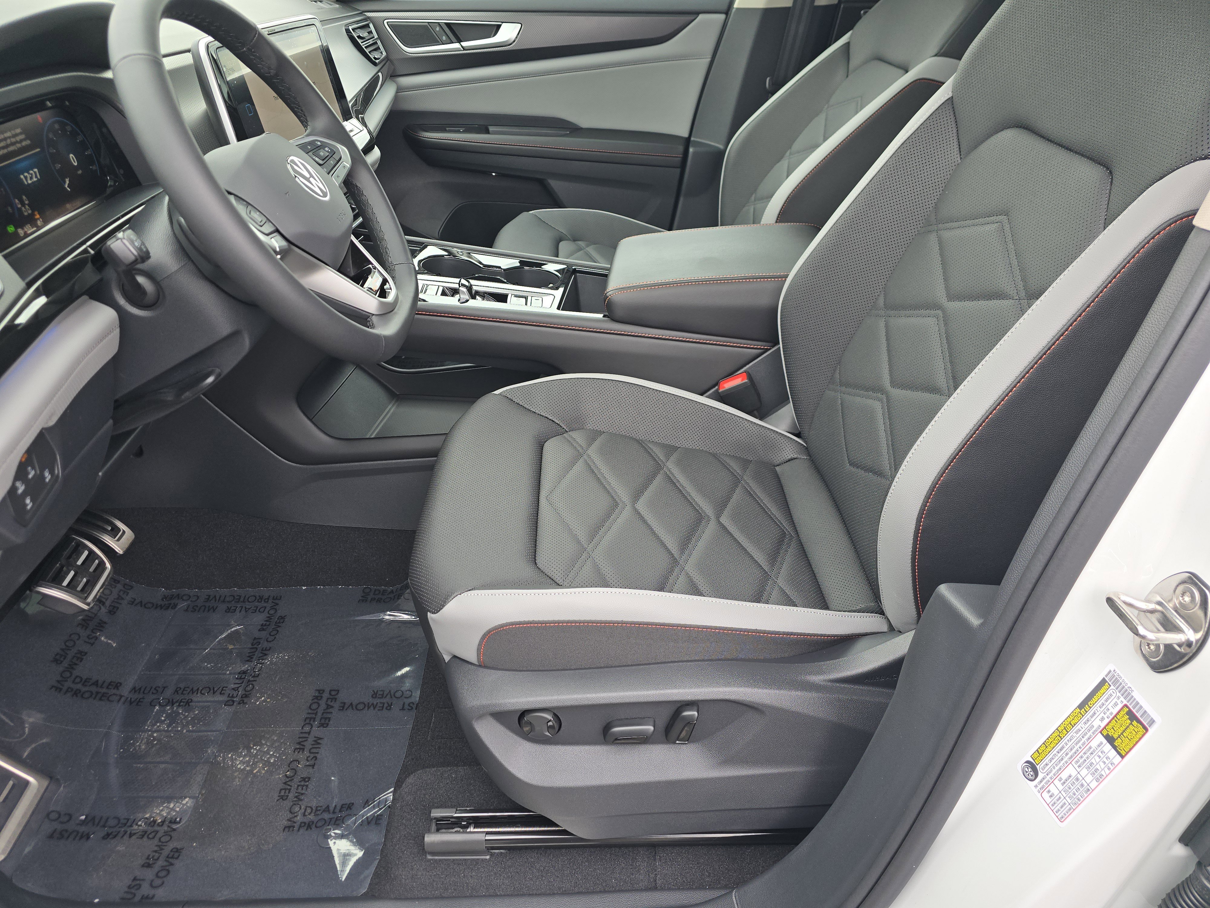 New 2026 Volkswagen Atlas Peak Edition image 20