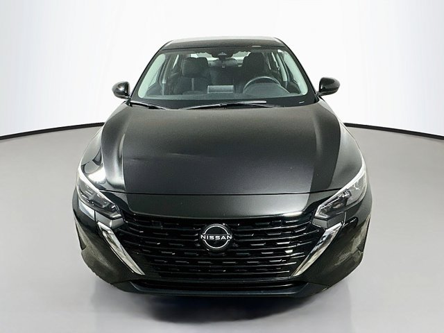 Used 2024 Nissan Sentra SV FWD image 2