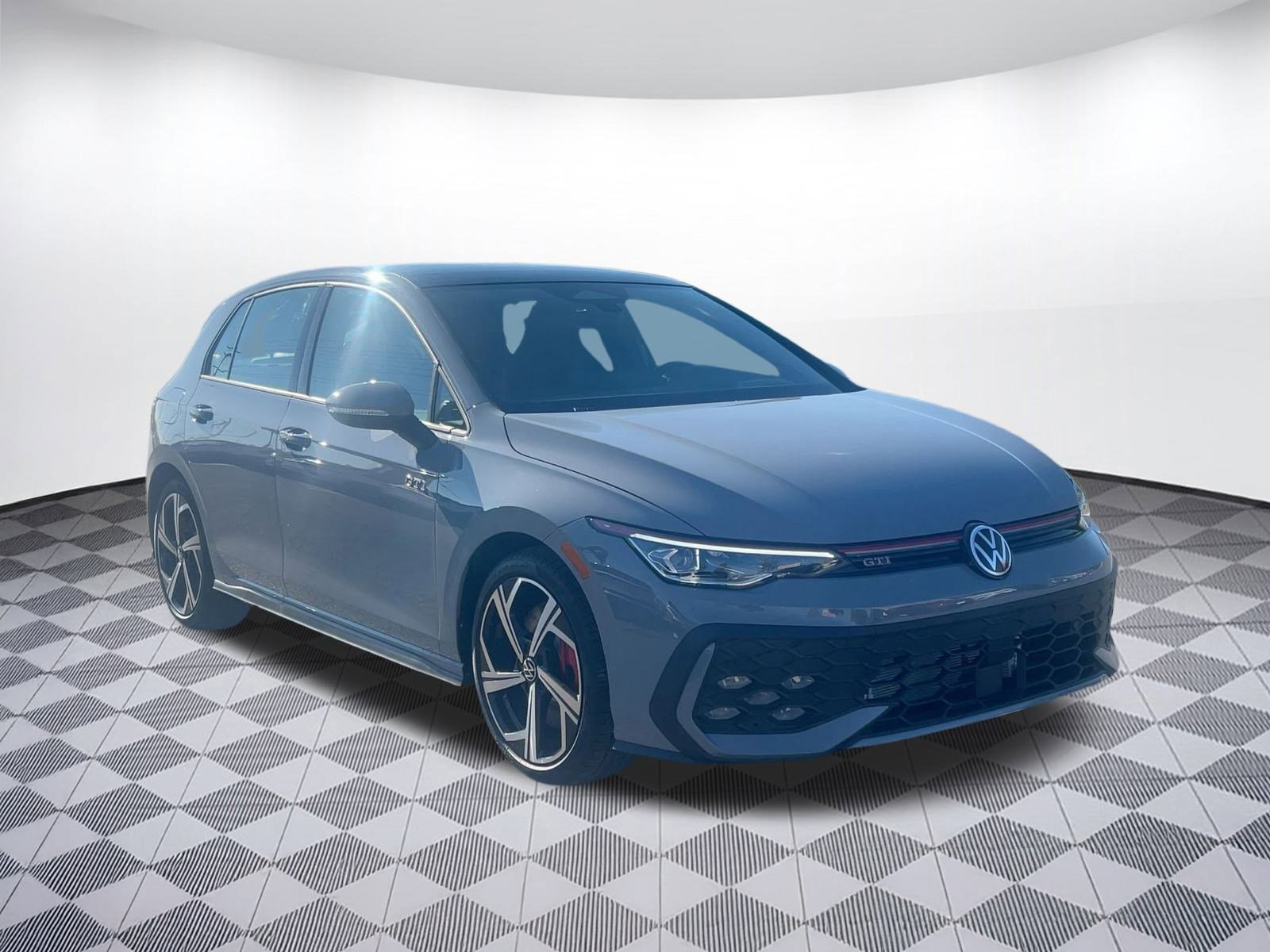 New 2026 Volkswagen Golf SE FWD image 7
