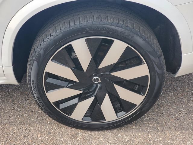 Certified 2024 Volvo XC90 T8 Ultimate w/ Protection Package Premier AWD/4WD image 7