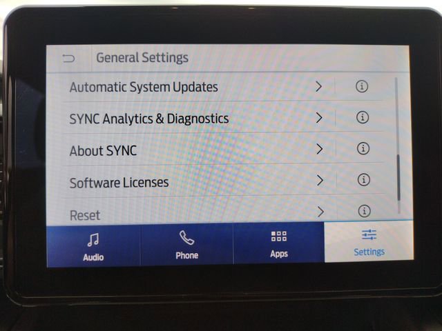 Used 2022 Ford Explorer XLT image 39