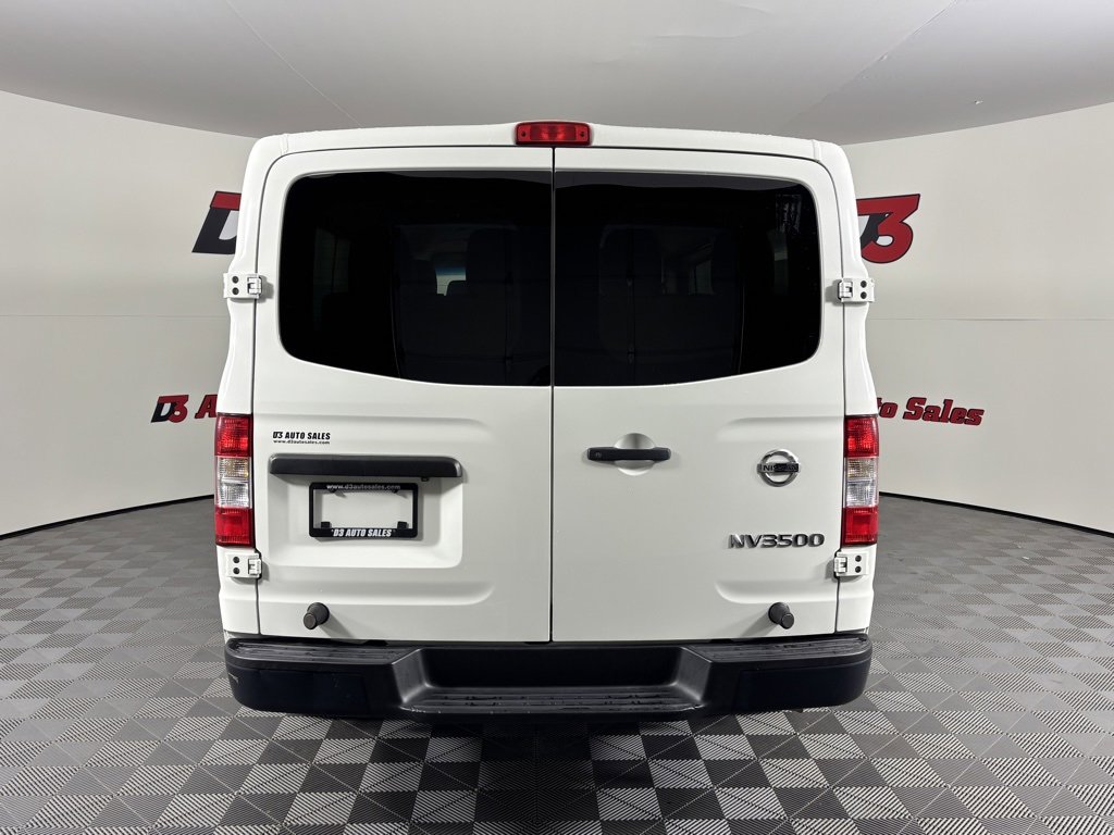 Used 2018 Nissan NV 3500 S image 5