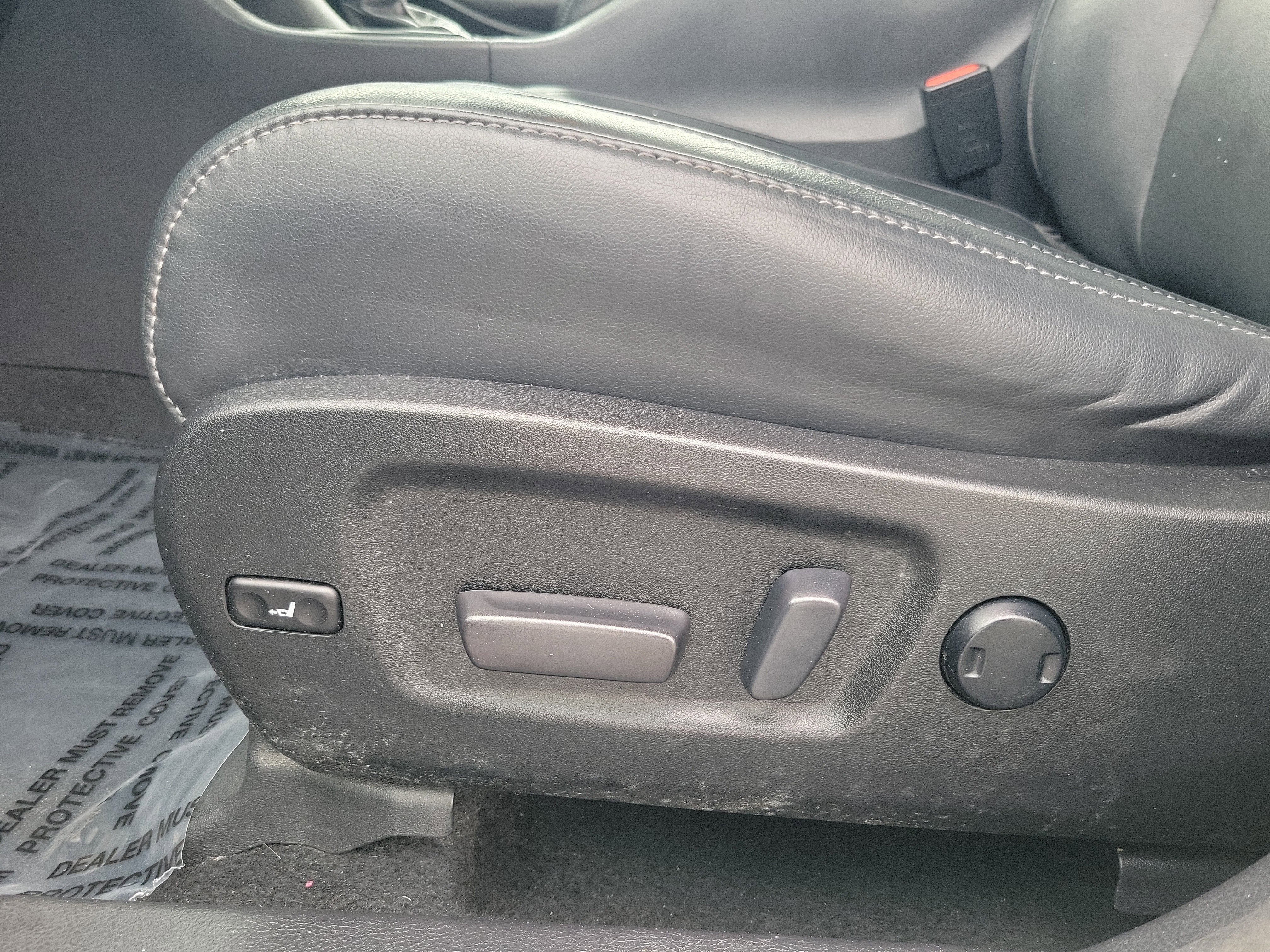 Certified 2018 Toyota Highlander SE AWD/4WD image 22