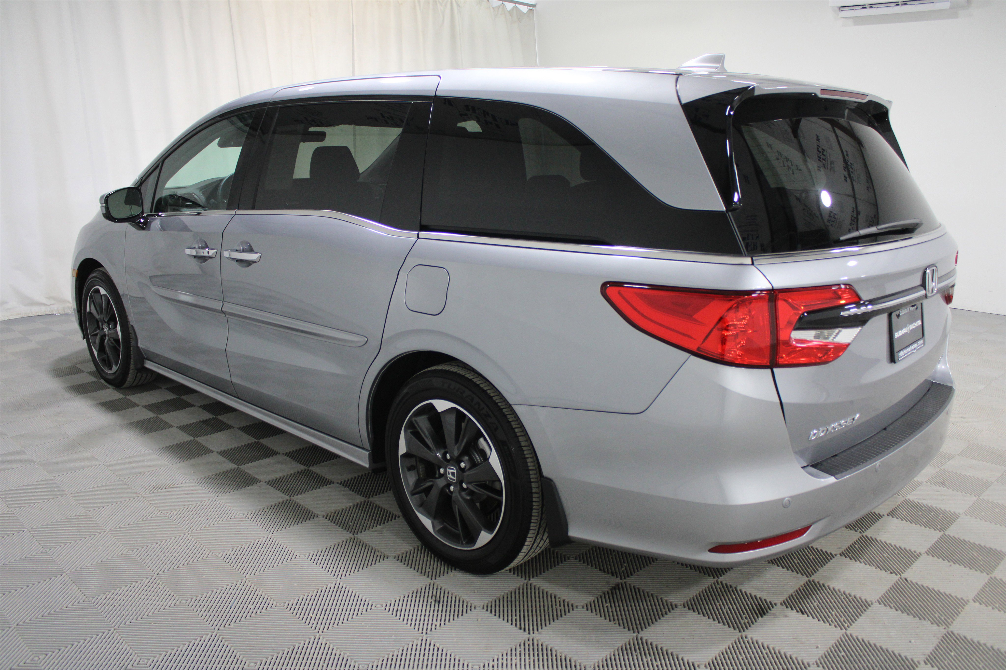 Used 2024 Honda Odyssey Elite image 31