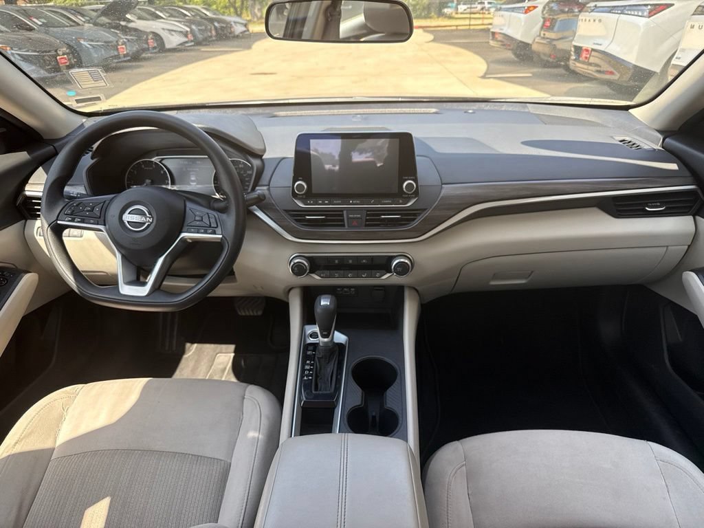 Certified 2025 Nissan Altima 2.5 SV FWD image 26
