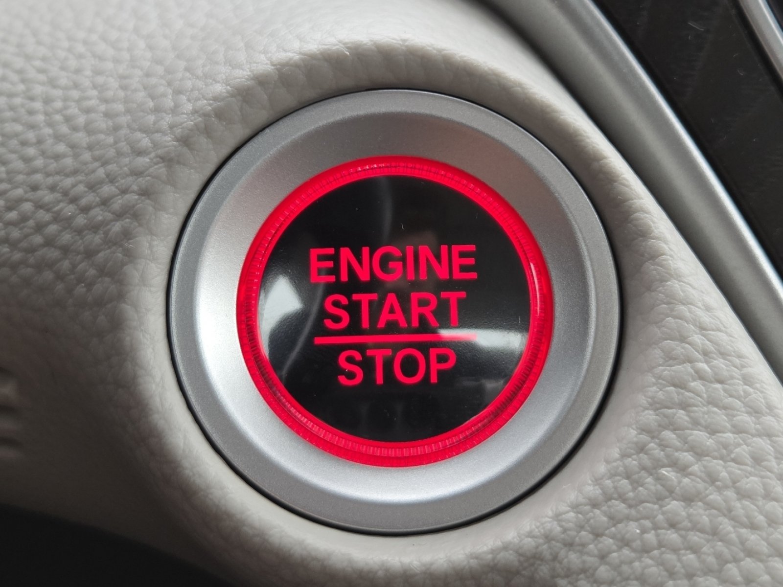 Used 2022 Honda Accord EX-L image 32