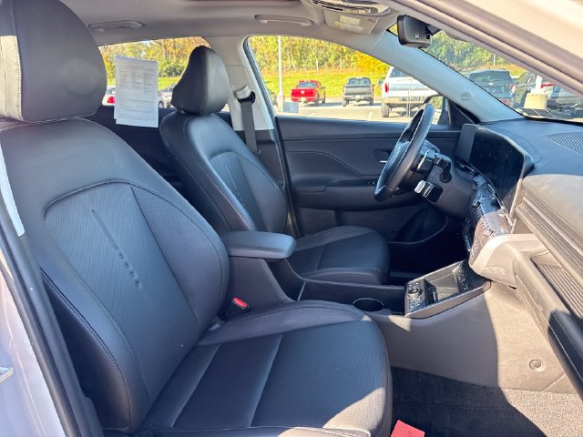 Used 2025 Hyundai Kona Limited AWD/4WD image 14