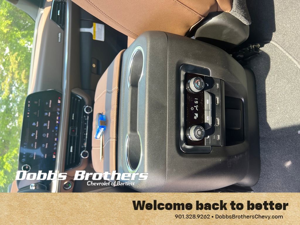 New 2026 Chevrolet Suburban High Country AWD/4WD image 26