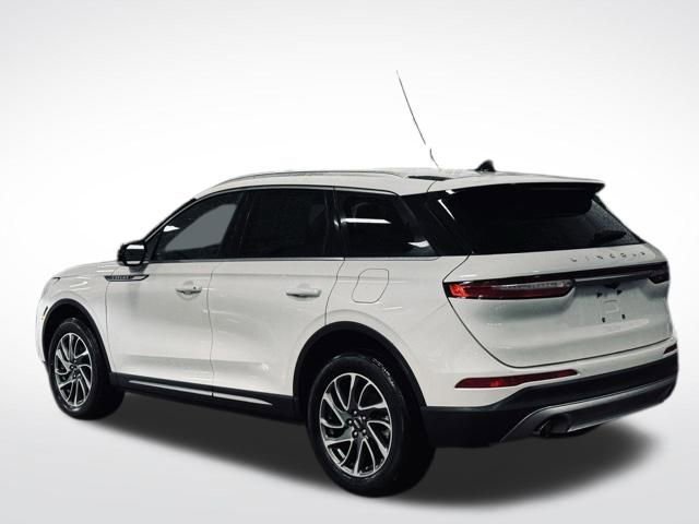 Used 2022 Lincoln Corsair AWD w/ Equipment Group 101A image 9