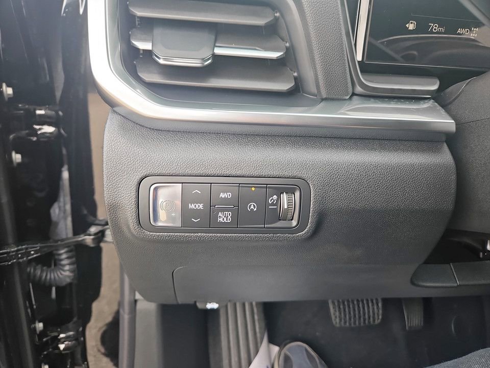 New 2026 GMC Terrain Elevation w/ Black Edition AWD/4WD image 21
