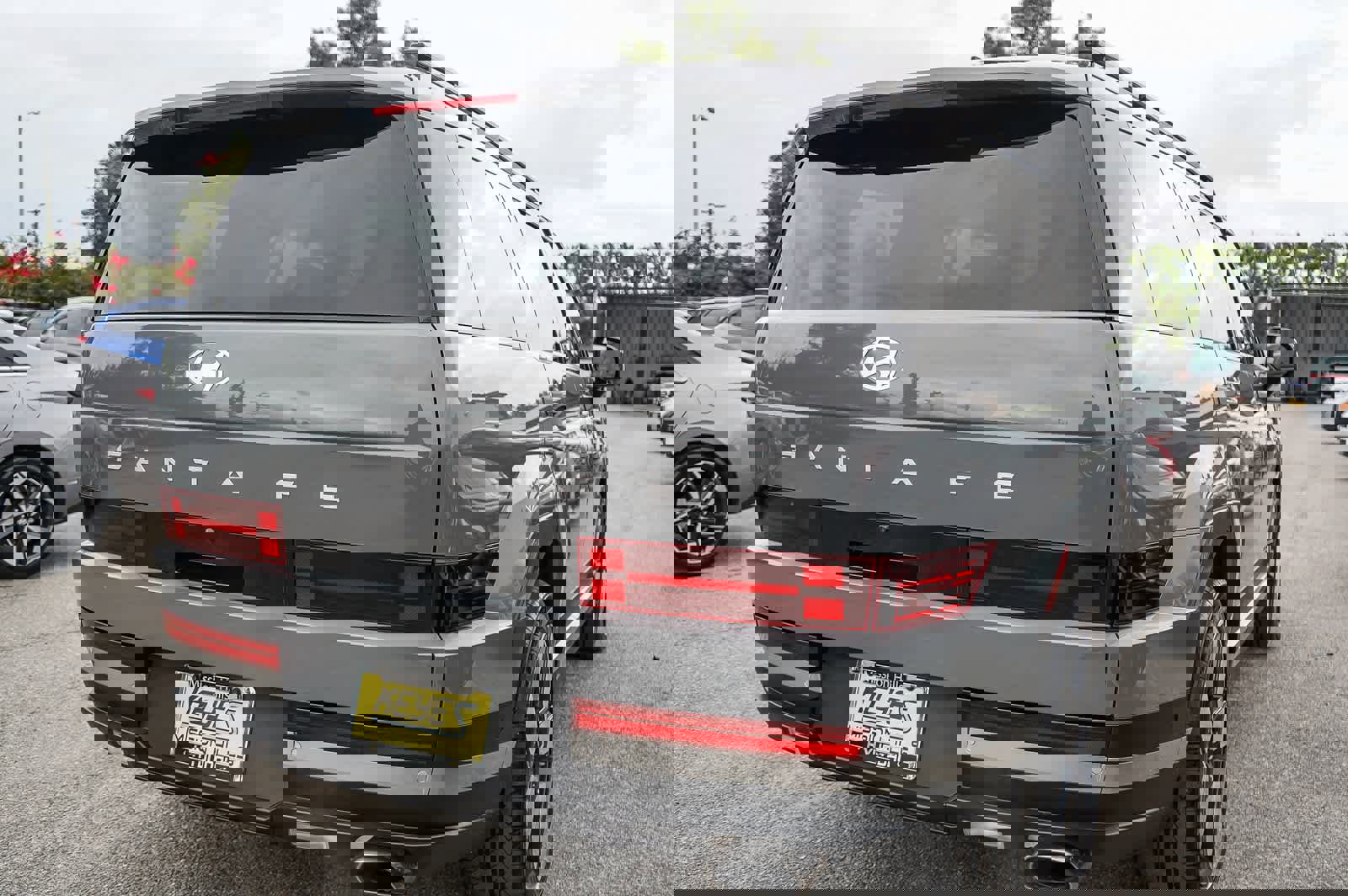 Used 2024 Hyundai Santa Fe Limited image 8