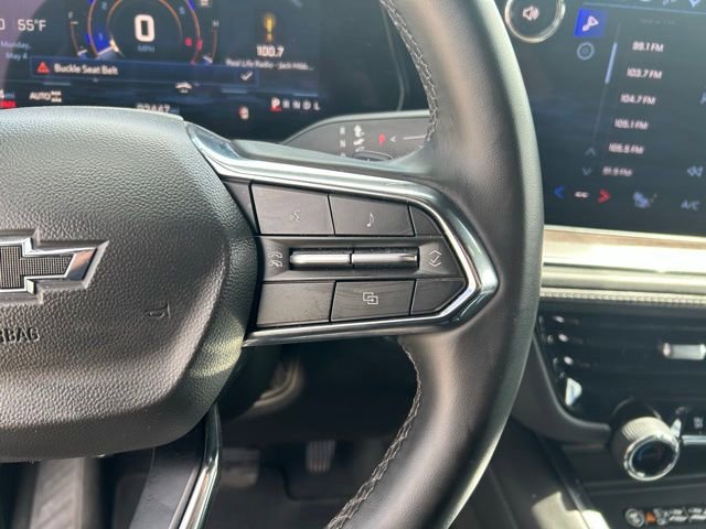 Used 2025 Chevrolet Suburban Z71 AWD/4WD image 22