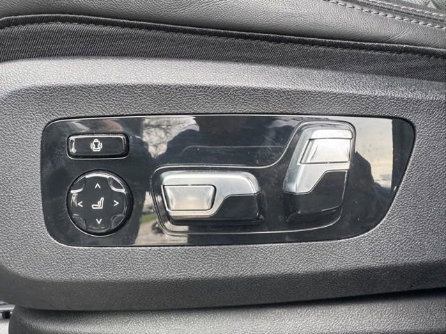 Used 2024 BMW X7 xDrive40i AWD/4WD image 13