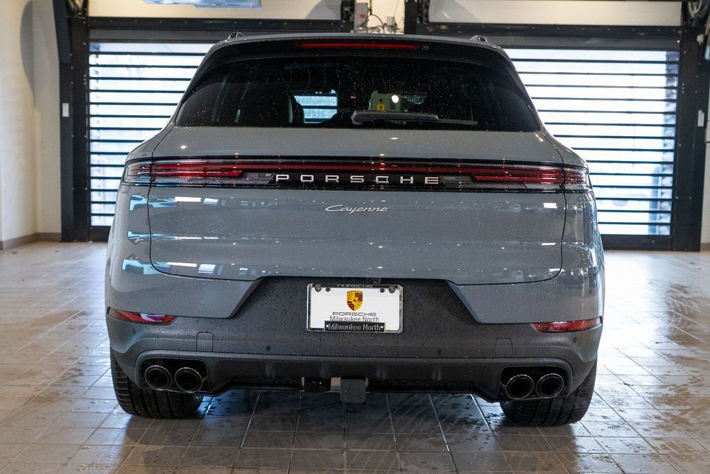 New 2026 Porsche Cayenne image 10