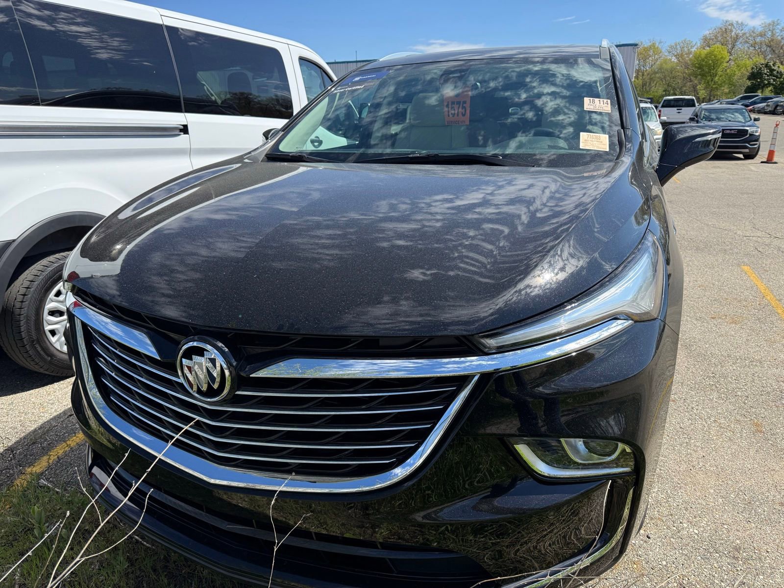 Used 2023 Buick Enclave Essence w/ Experience Buick Package AWD/4WD image 6