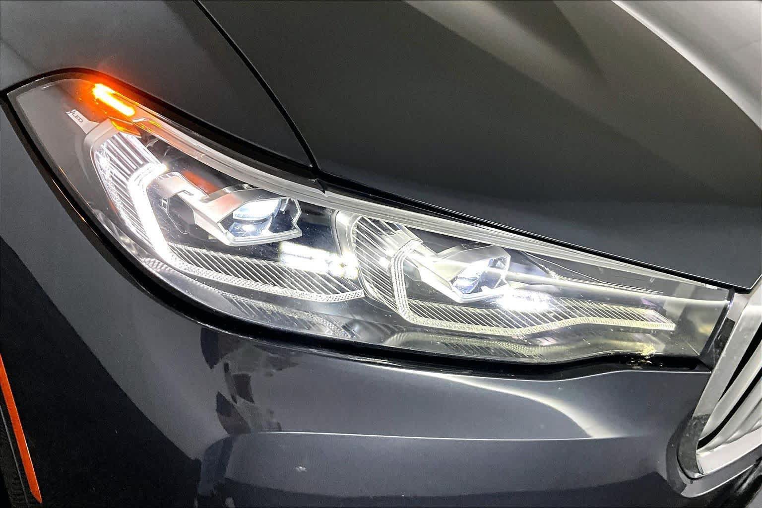 Used 2022 BMW X7 xDrive40i w/ Executive Package AWD/4WD image 27