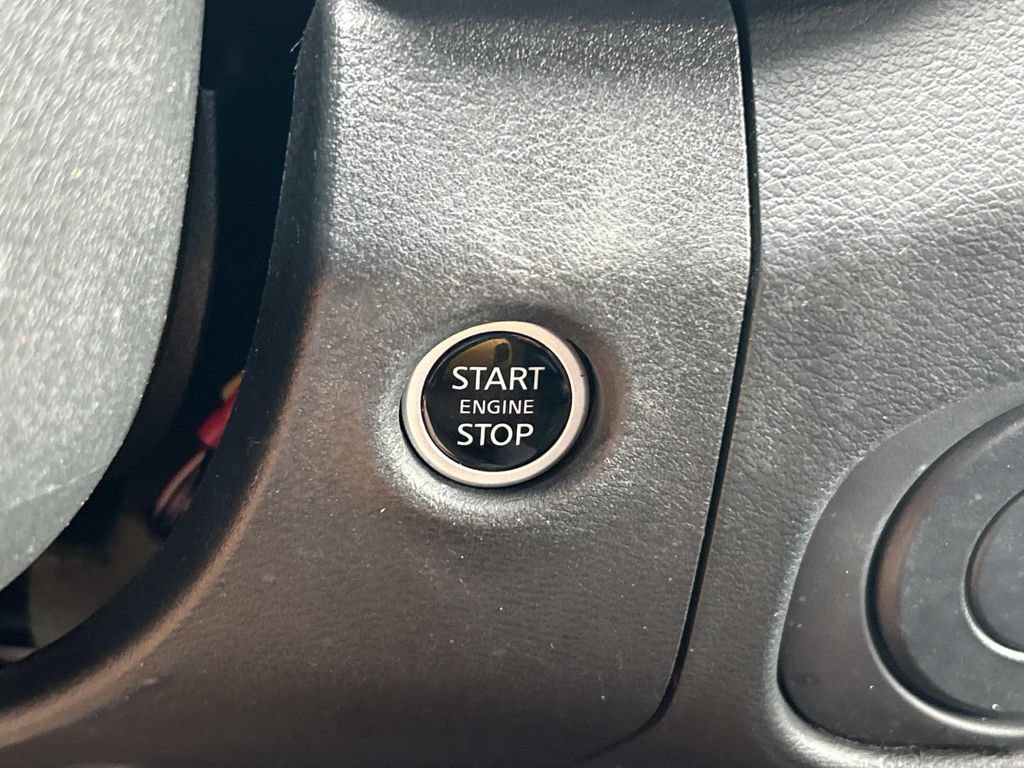 Used 2023 Nissan Frontier SV w/ Midnight Edition Package RWD image 36