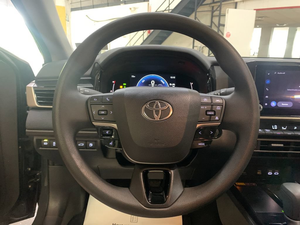 Used 2026 Toyota Camry LE FWD image 26