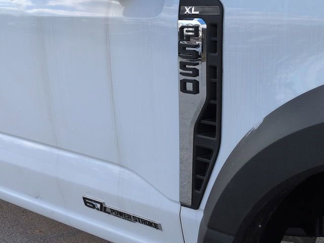 New 2025 Ford F550 4x4 Crew Cab Super Duty image 12