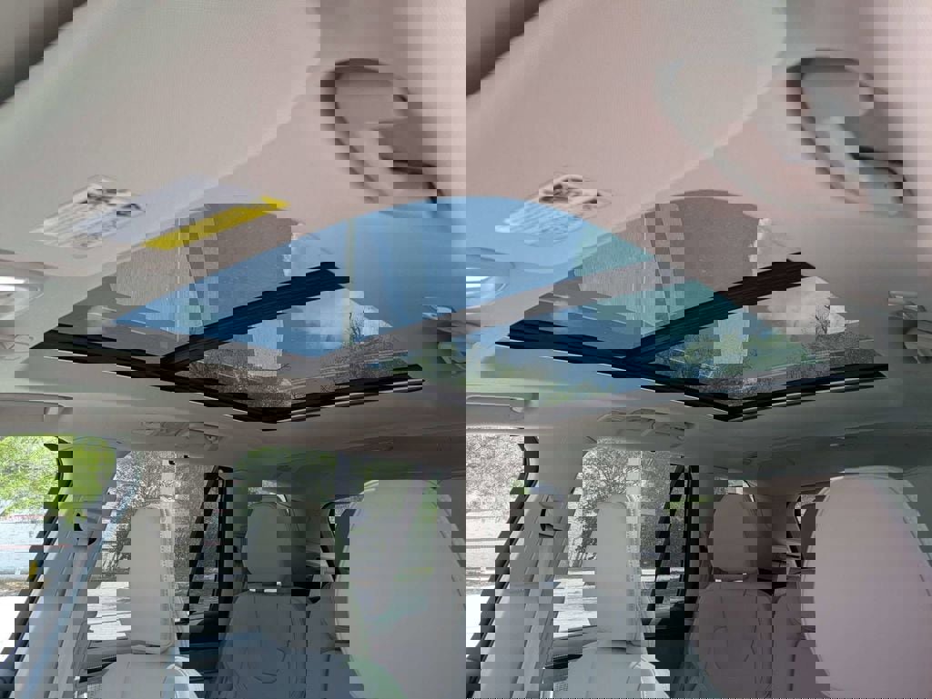 New 2026 Volvo XC90 T8 Ultra w/ Protection Package Premier AWD/4WD image 29