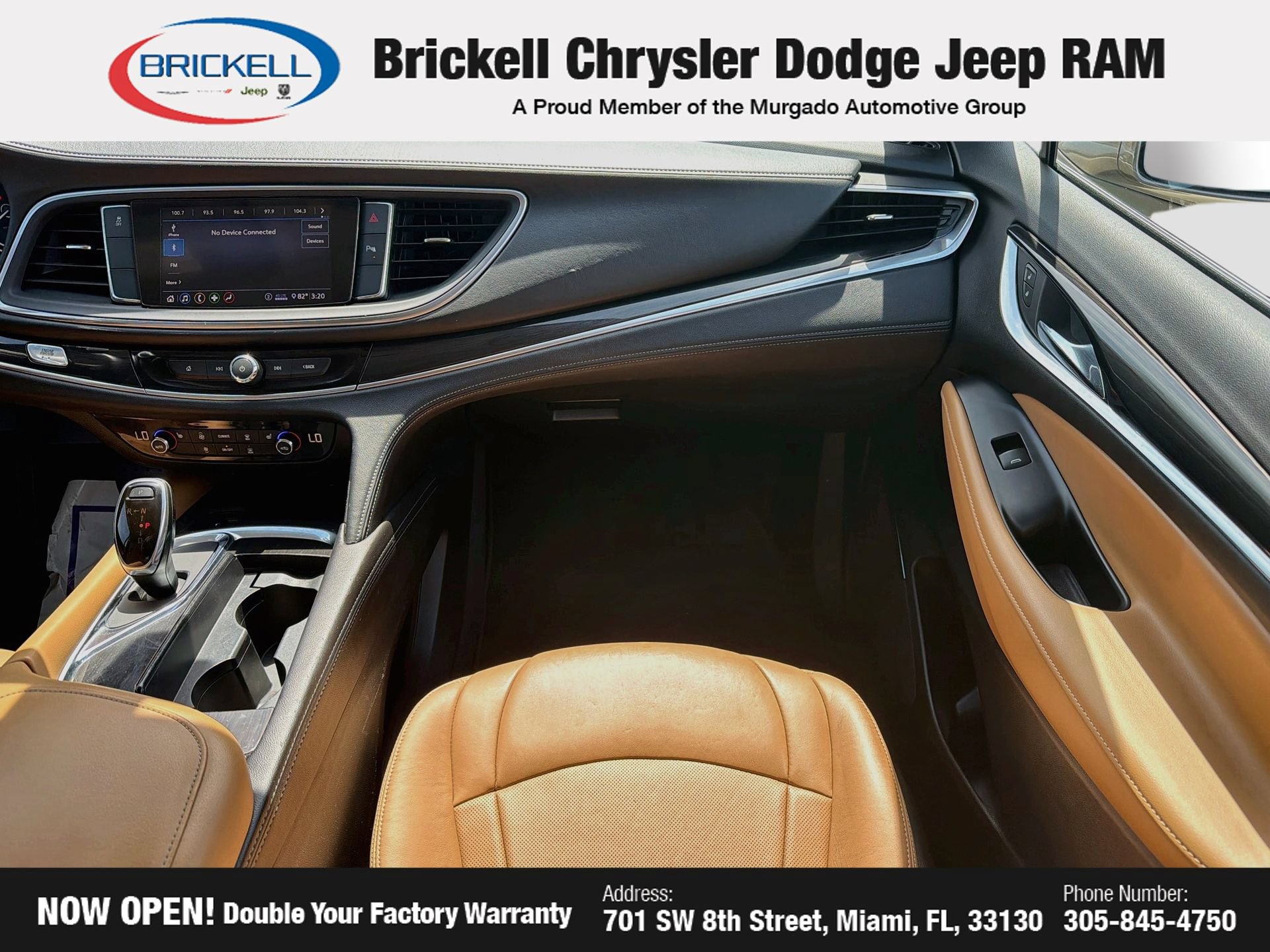 Used 2020 Buick Enclave Essence w/ LPO, Hit The Road Package FWD image 17