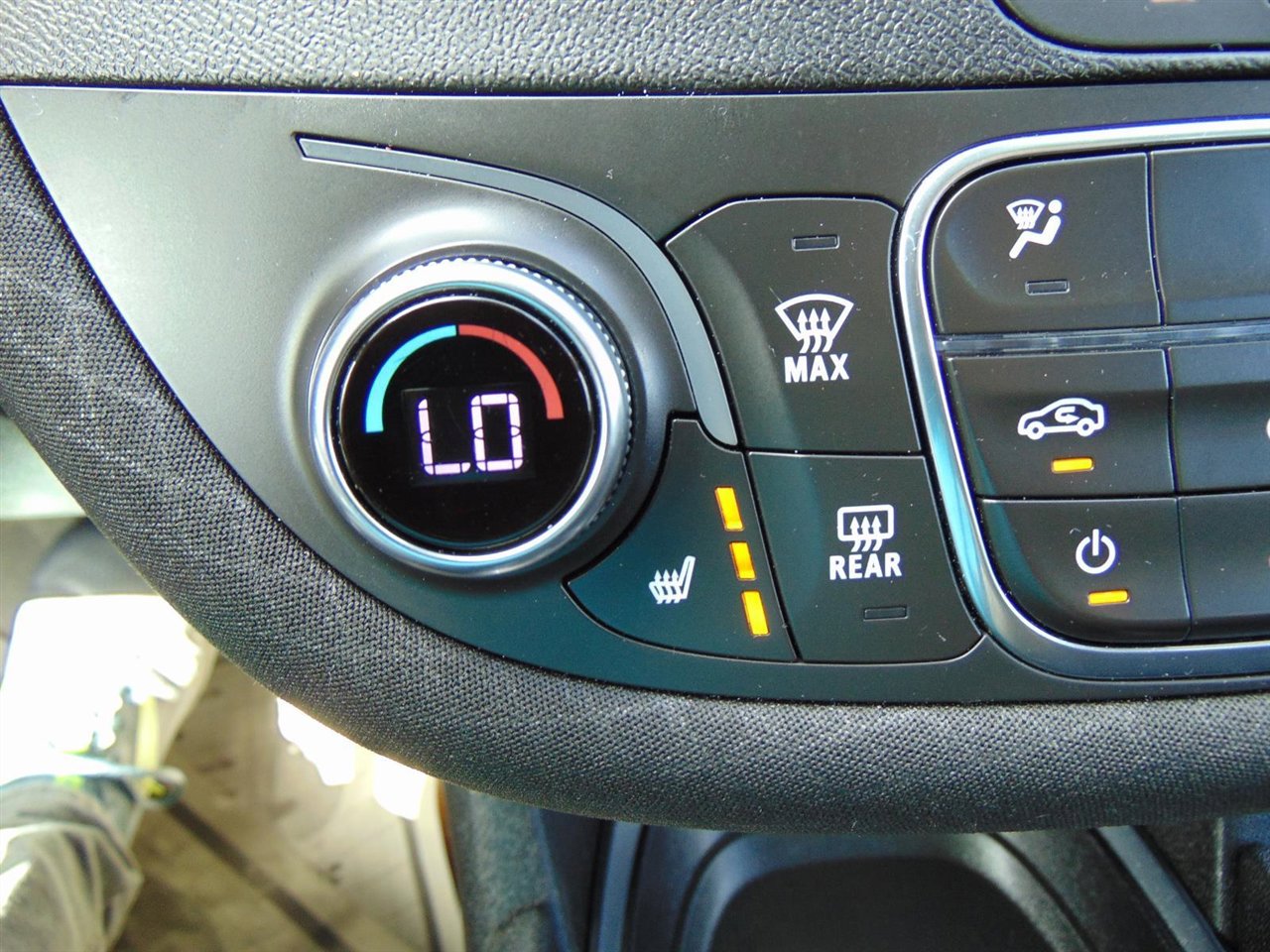 Used 2023 Chevrolet Malibu LT image 25