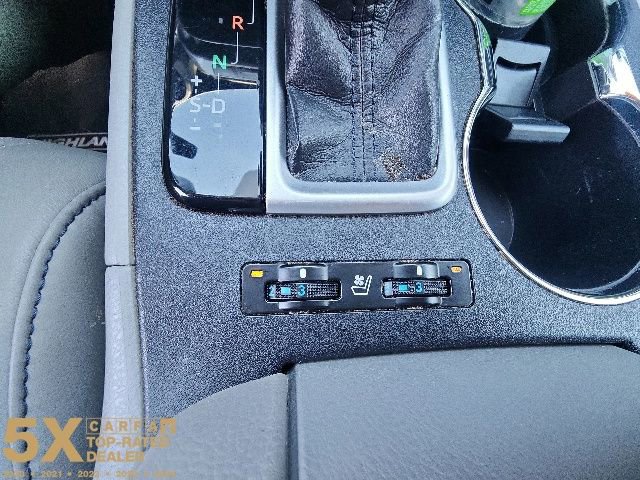 Used 2019 Toyota Highlander Limited AWD/4WD image 28