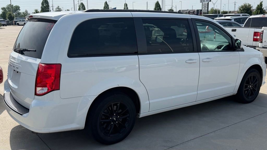 Used 2020 Dodge Grand Caravan SE FWD image 5