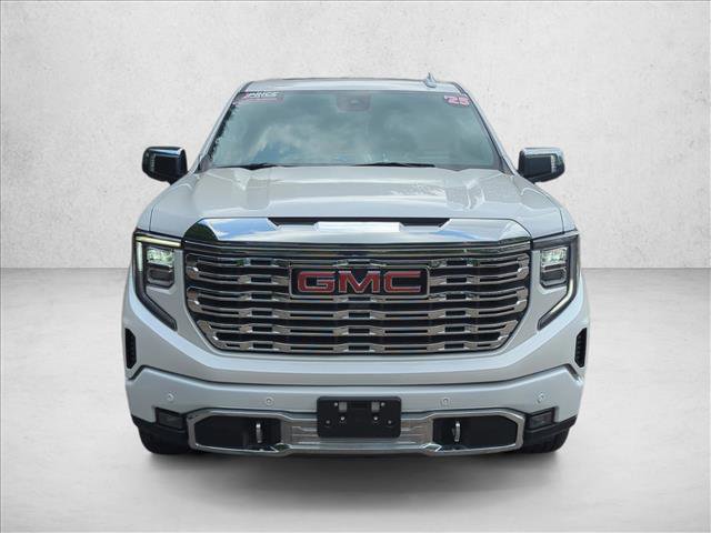 Used 2025 GMC Sierra 1500 Denali w/ Denali Reserve Package AWD/4WD image 2