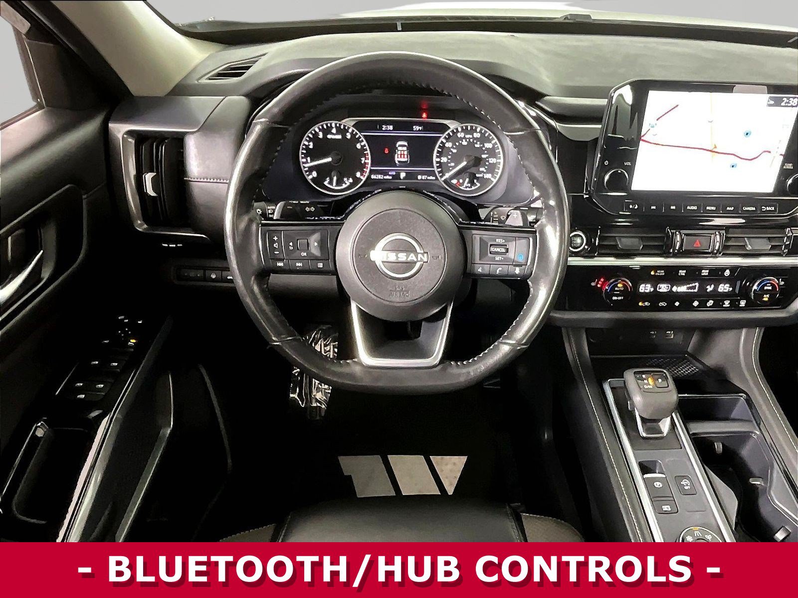 Used 2024 Nissan Pathfinder SL AWD/4WD image 8