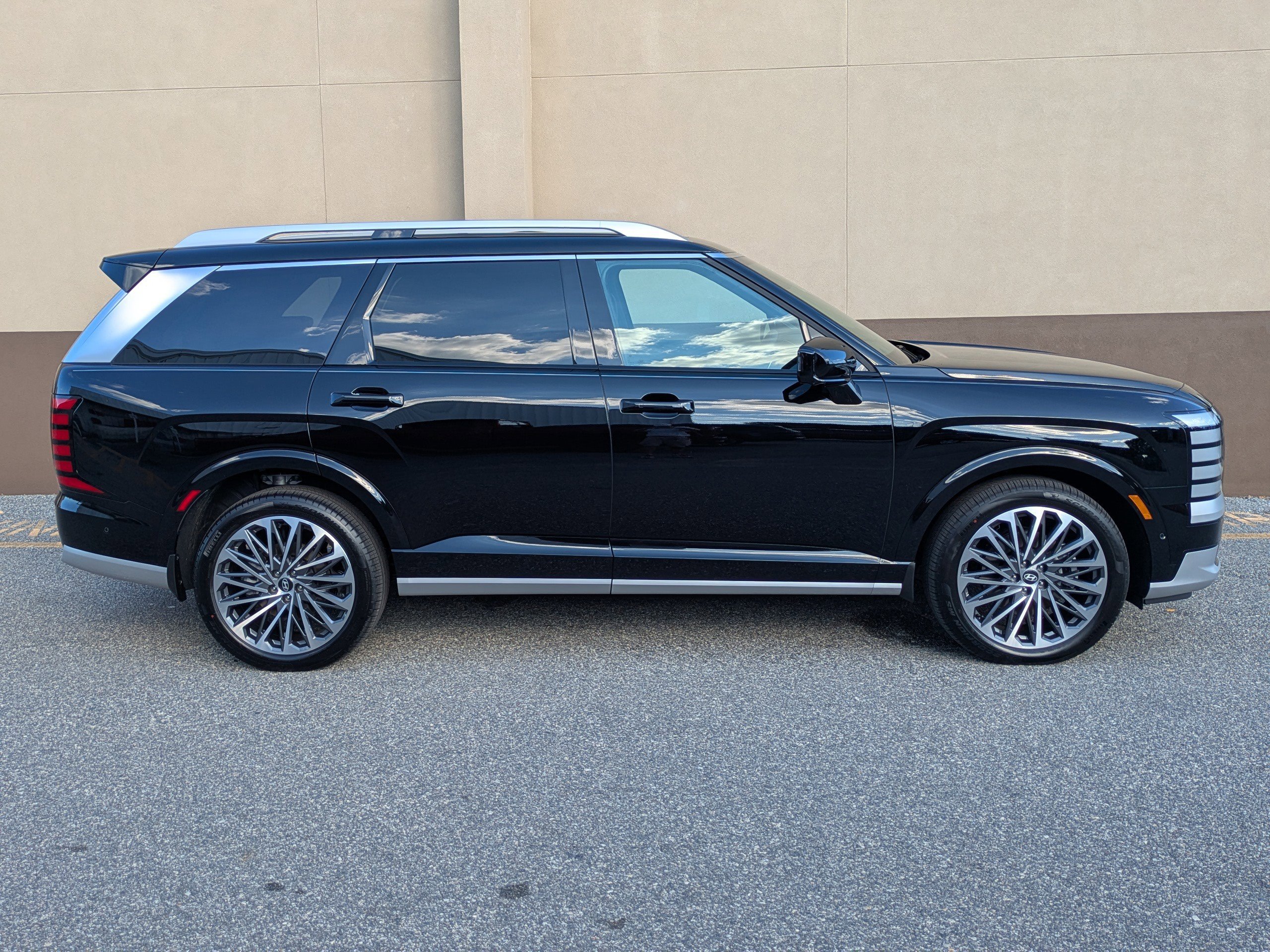 New 2026 Hyundai Palisade Calligraphy image 3