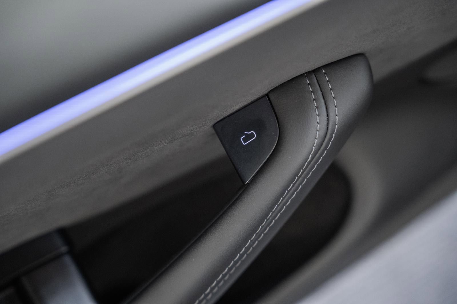 Used 2025 Tesla Model 3 Long Range image 40