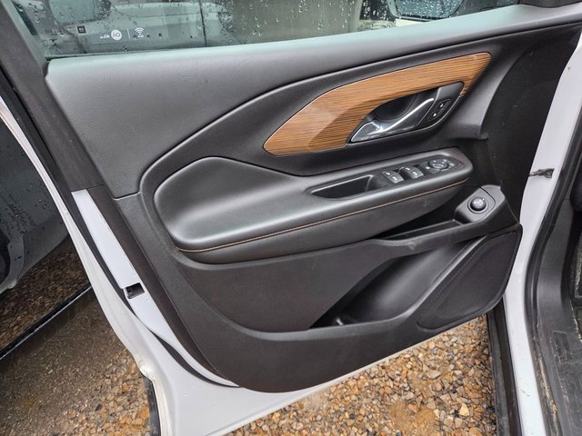 Used 2018 GMC Terrain SLE w/ Driver Convenience Package image 5