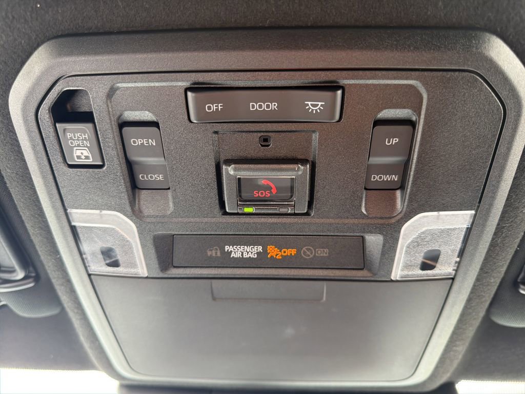 Used 2025 Toyota 4Runner Limited image 38