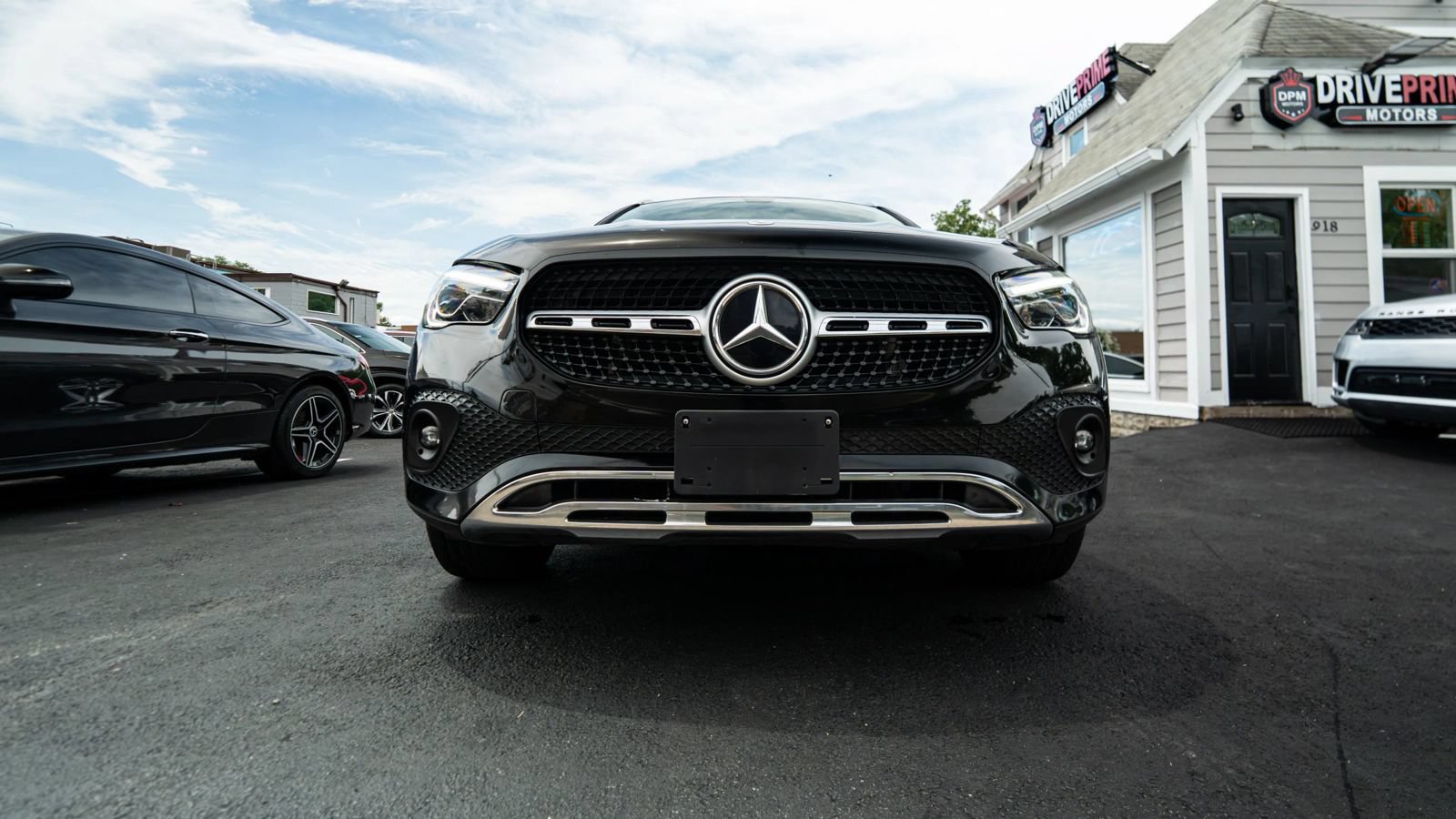 Used 2022 Mercedes-Benz GLA 250 4MATIC w/ Premium Package Lite image 10