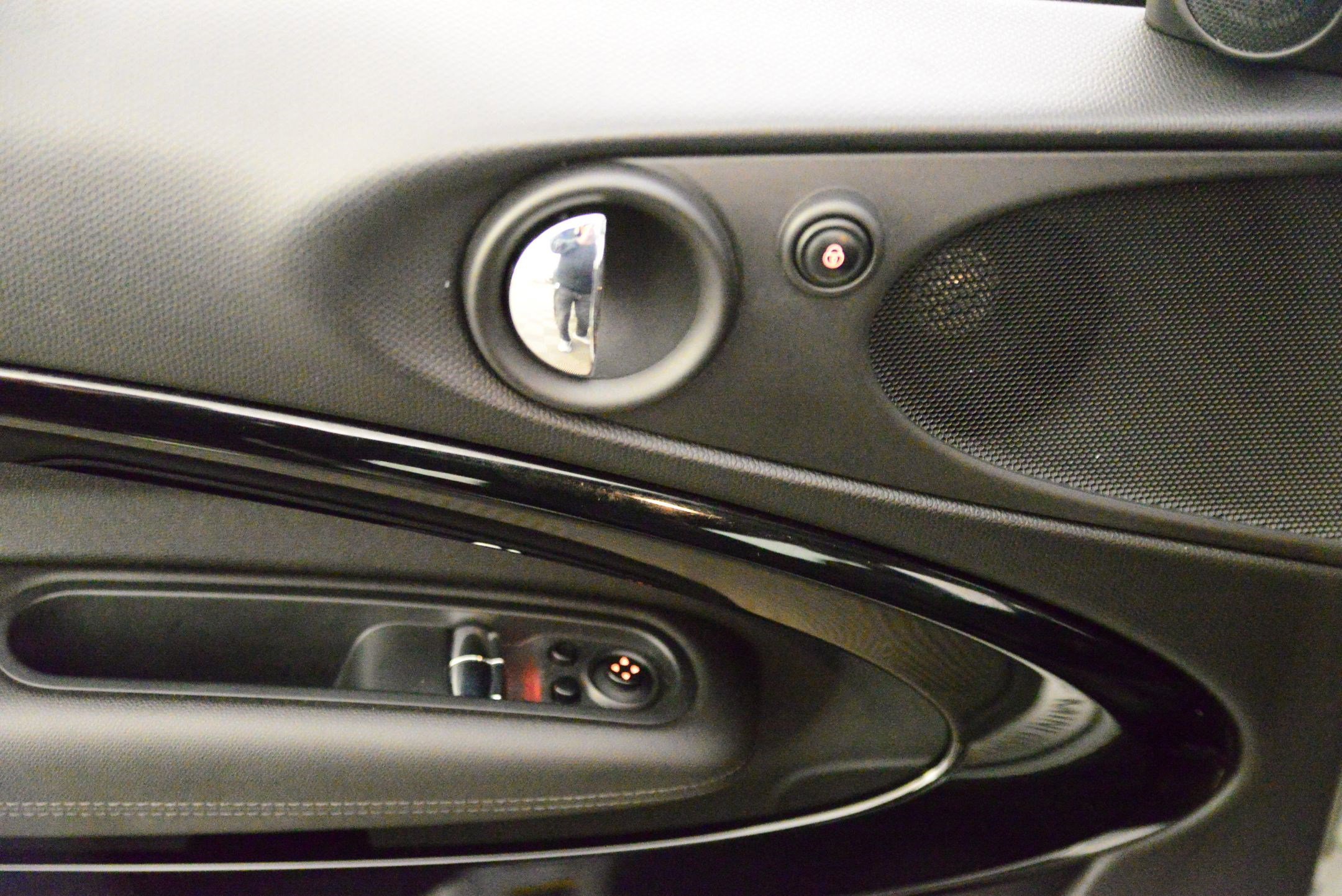 Used 2014 MINI Cooper Paceman S image 28