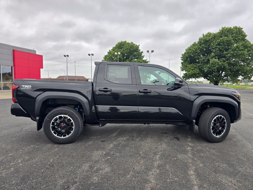 New 2026 Toyota Tacoma TRD Off-Road w/ TRD Off Road Premium Package AWD/4WD image 20