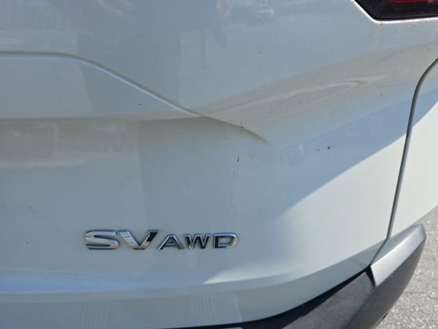 Used 2021 Nissan Rogue SV image 5