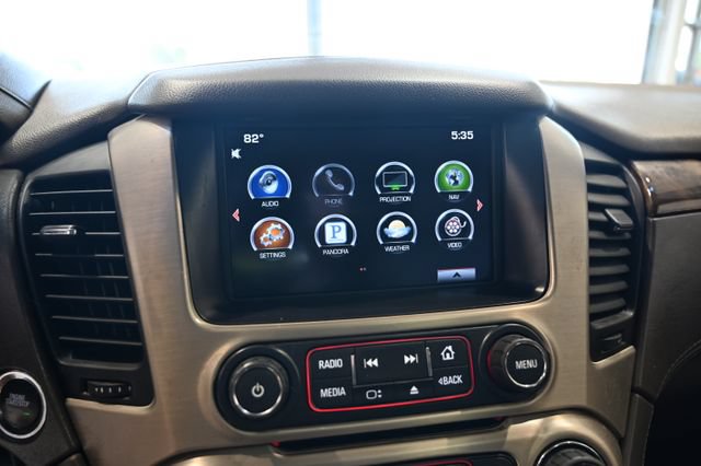 Used 2016 GMC Yukon Denali w/ Open Road Package AWD/4WD image 15