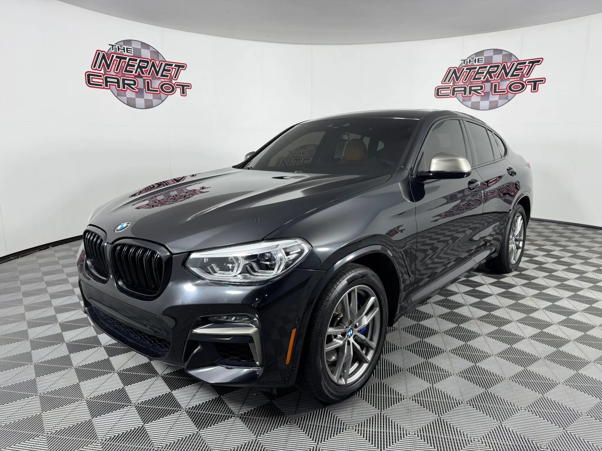 Used 2020 BMW X4 M40i w/ Executive Package AWD/4WD image 3