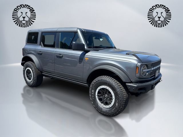 New 2025 Ford Bronco Badlands w/ Sasquatch Package AWD/4WD image 3