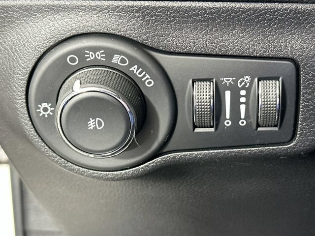 Used 2019 Jeep Compass Latitude AWD/4WD image 21