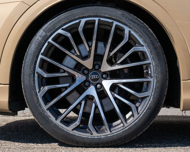 Used 2024 Audi SQ8 Prestige image 12