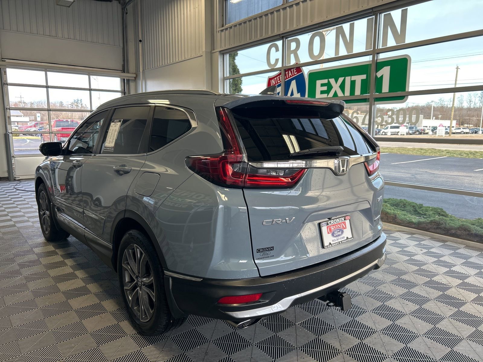 Used 2021 Honda CR-V Touring image 4