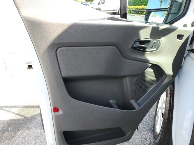 Used 2024 Ford Transit 250 Low Roof w/ Exterior Upgrade Package image 25