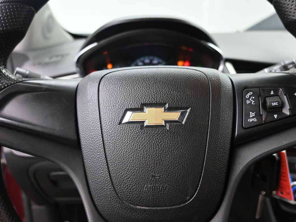 Used 2017 Chevrolet Trax LS image 14