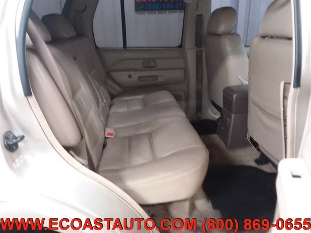 Used 1998 Nissan Pathfinder SE AWD/4WD image 15