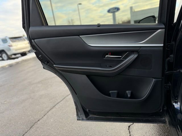 Used 2025 MAZDA CX-70 3.3 Turbo w/ Preferred Package image 14