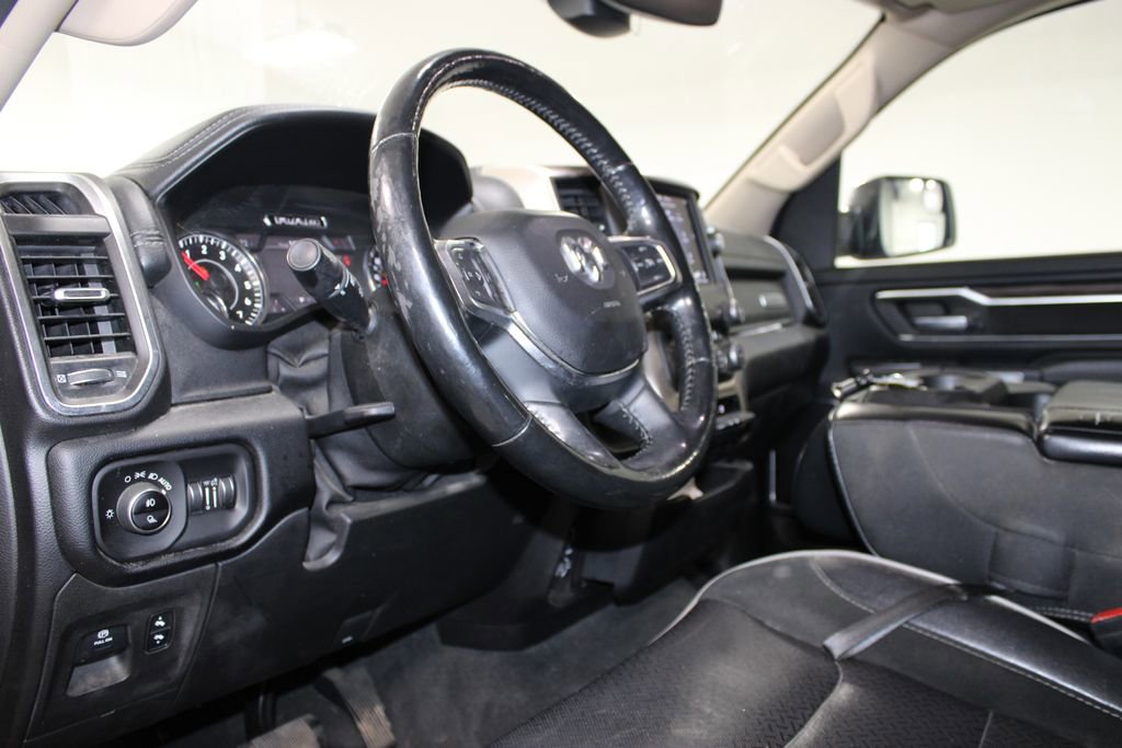 Used 2019 RAM 1500 Laramie AWD/4WD image 19