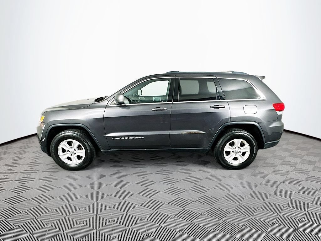 Used 2016 Jeep Grand Cherokee Laredo w/ Quick Order Package 23E AWD/4WD image 6
